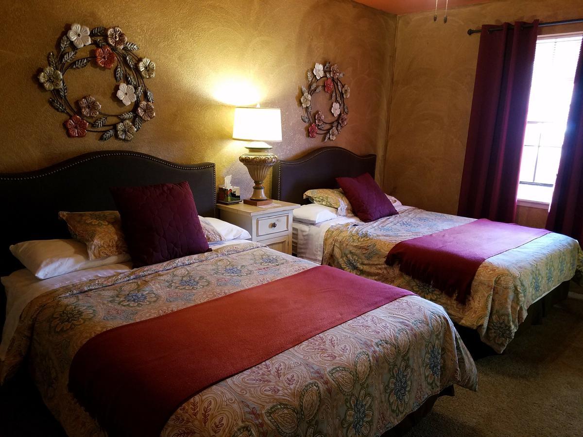 Los Milagros Hotel Columbus 外观 照片
