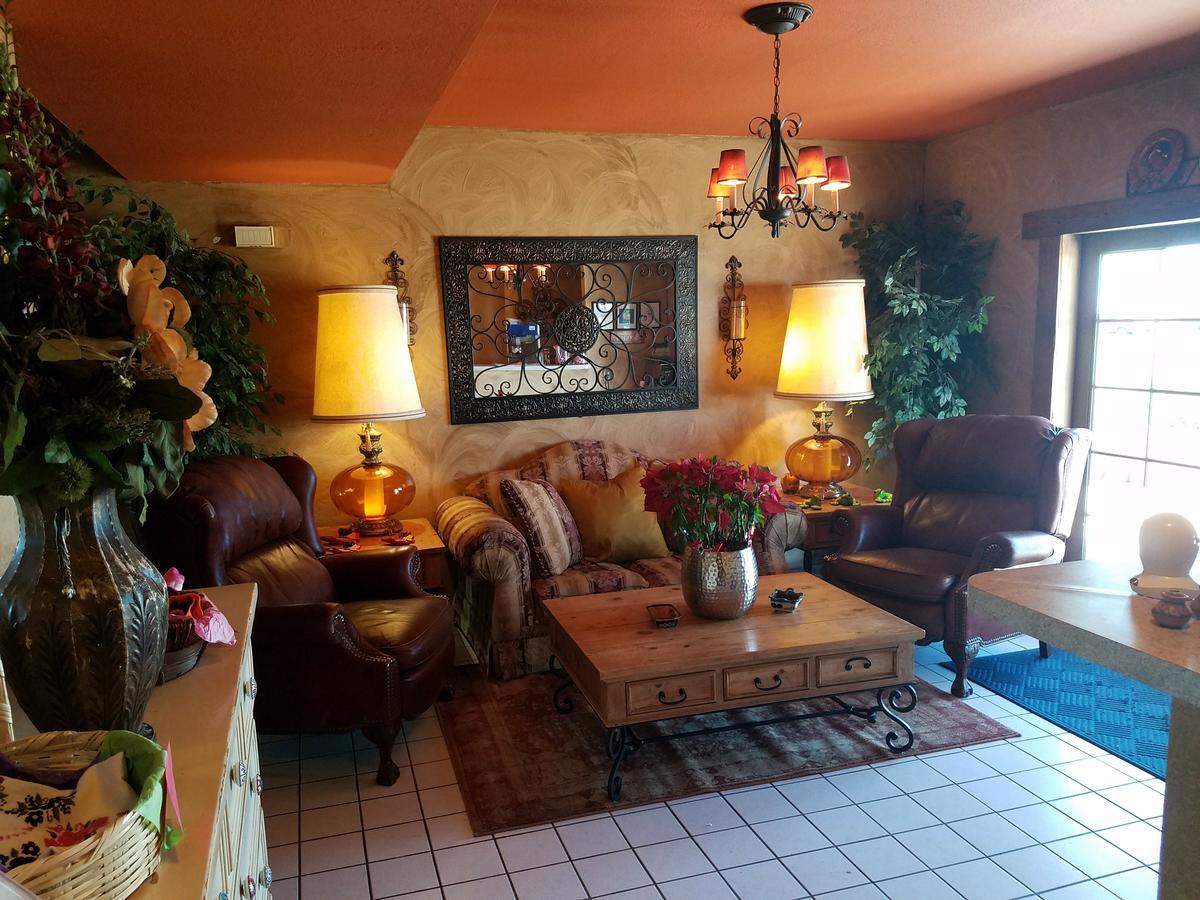 Los Milagros Hotel Columbus 外观 照片