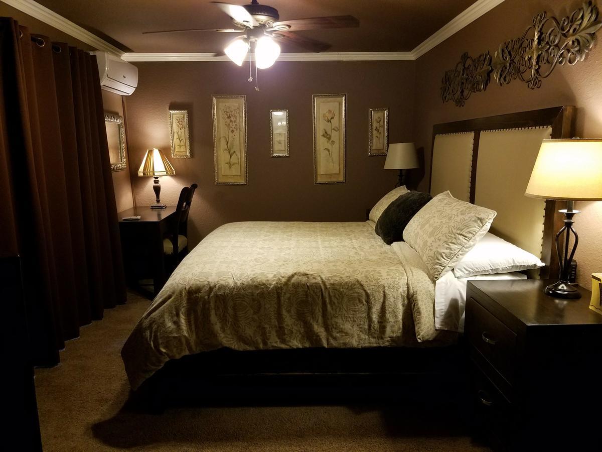 Los Milagros Hotel Columbus 外观 照片