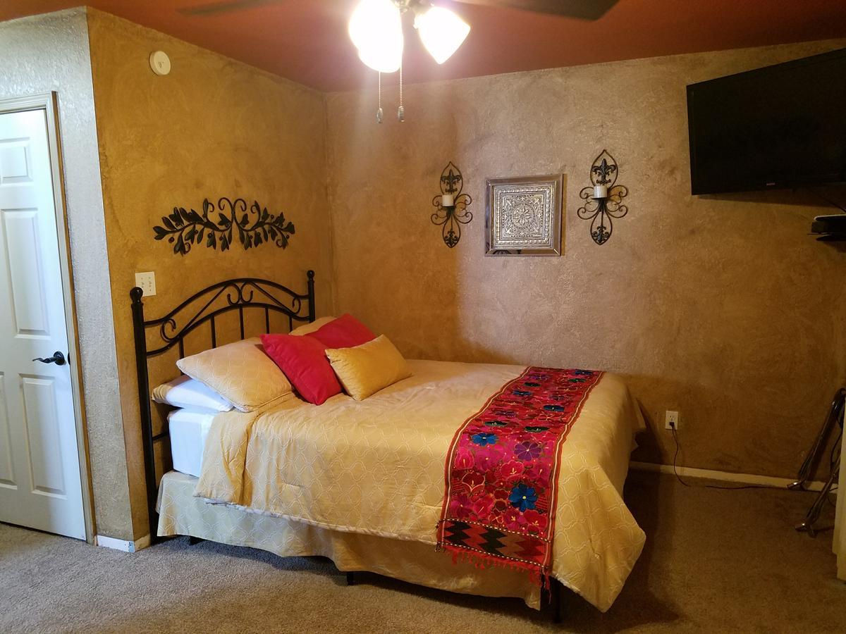 Los Milagros Hotel Columbus 外观 照片